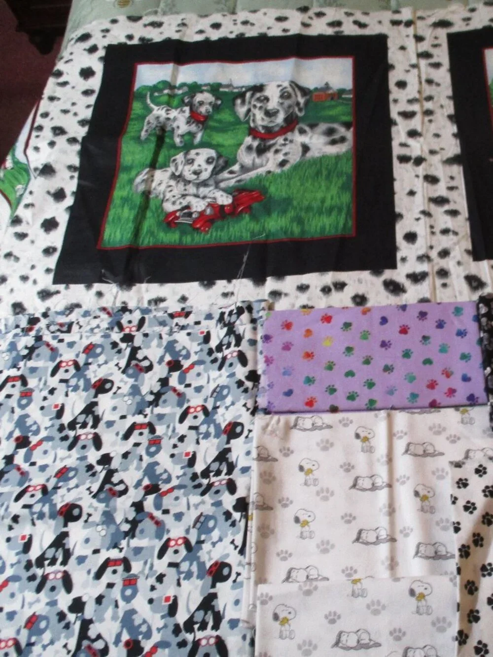 Lot of Cotton Fabric Scraps/Remnants Paw Prints Snoopy Bones Dalmatian Dogs